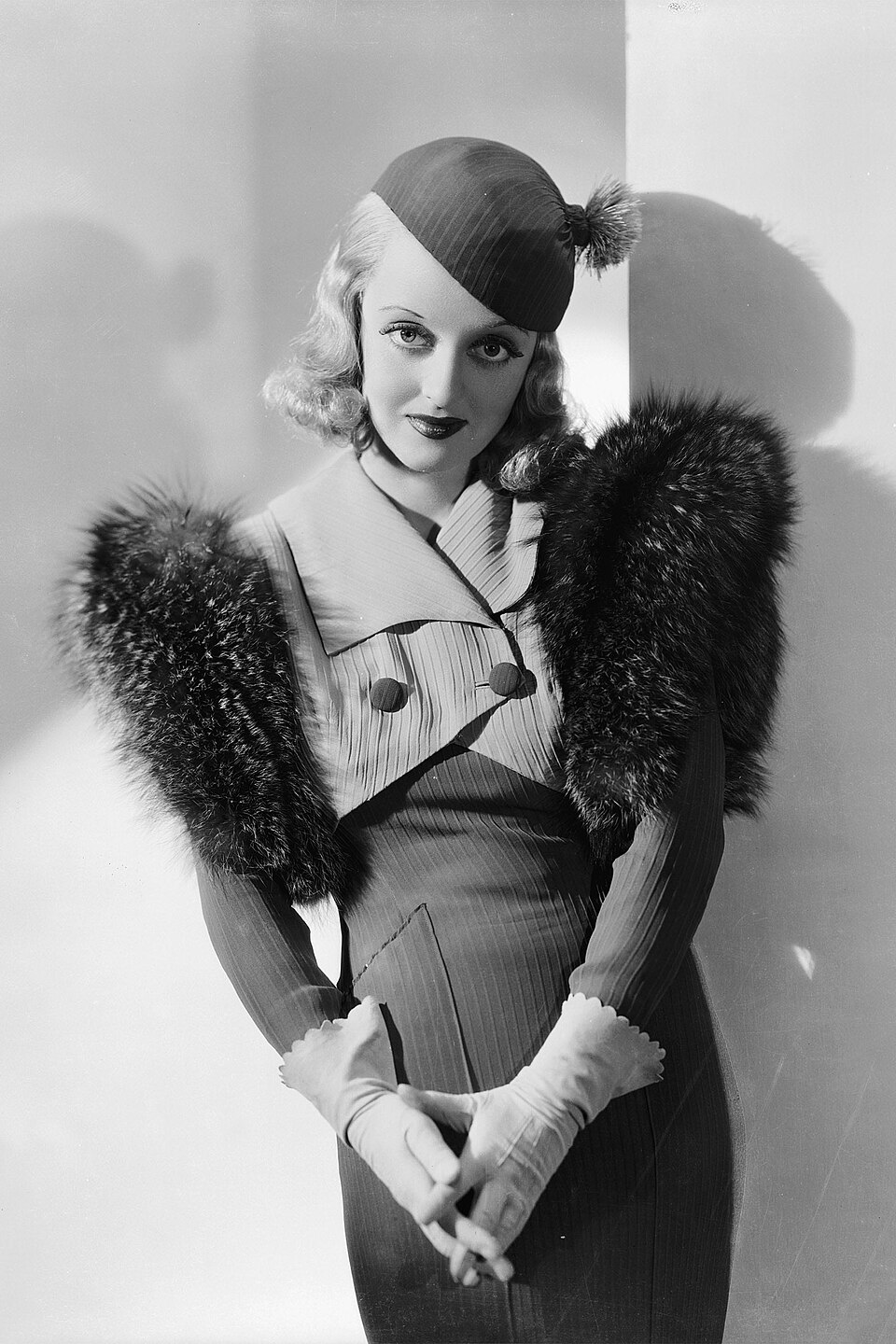 Bette Davis in Fashions of 1934