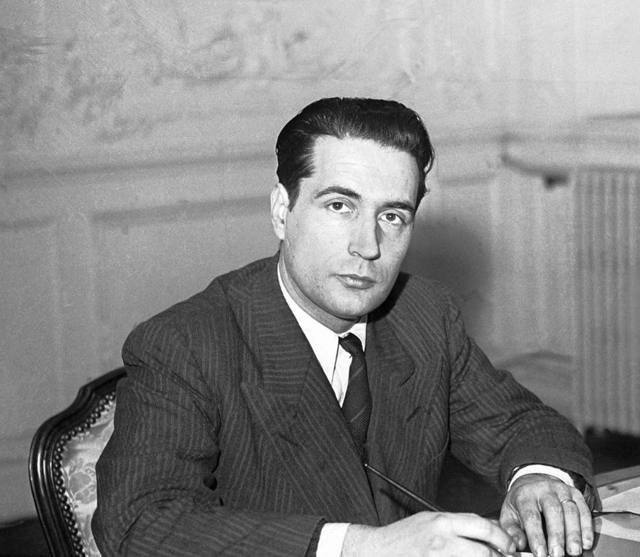 Fran&ccedil;ois Mitterrand, ministre des Anciens combattants (1947)