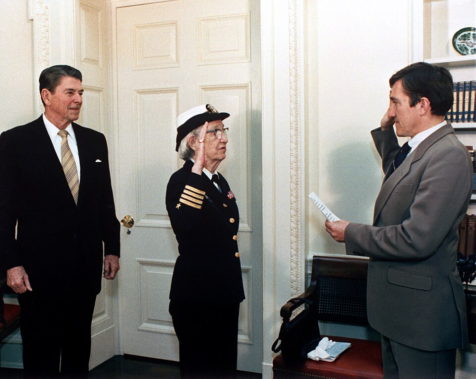 Grace Hopper being promoted to Commodore