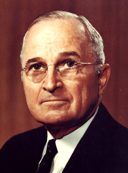 Harry S. Truman 1952 (cropped)