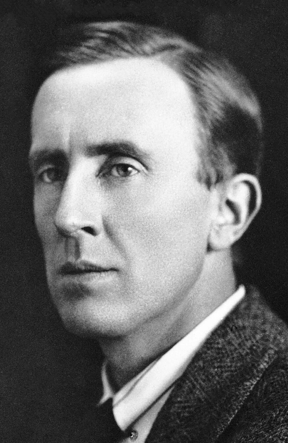 J. R. R. Tolkien (cropped)