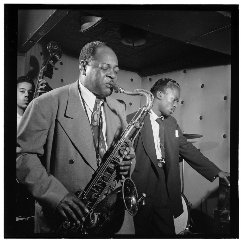 (Portrait of Coleman Hawkins and Miles Davis, Three Deuces, New York, N.Y., ca. July 1947) (LOC) (4843746426)