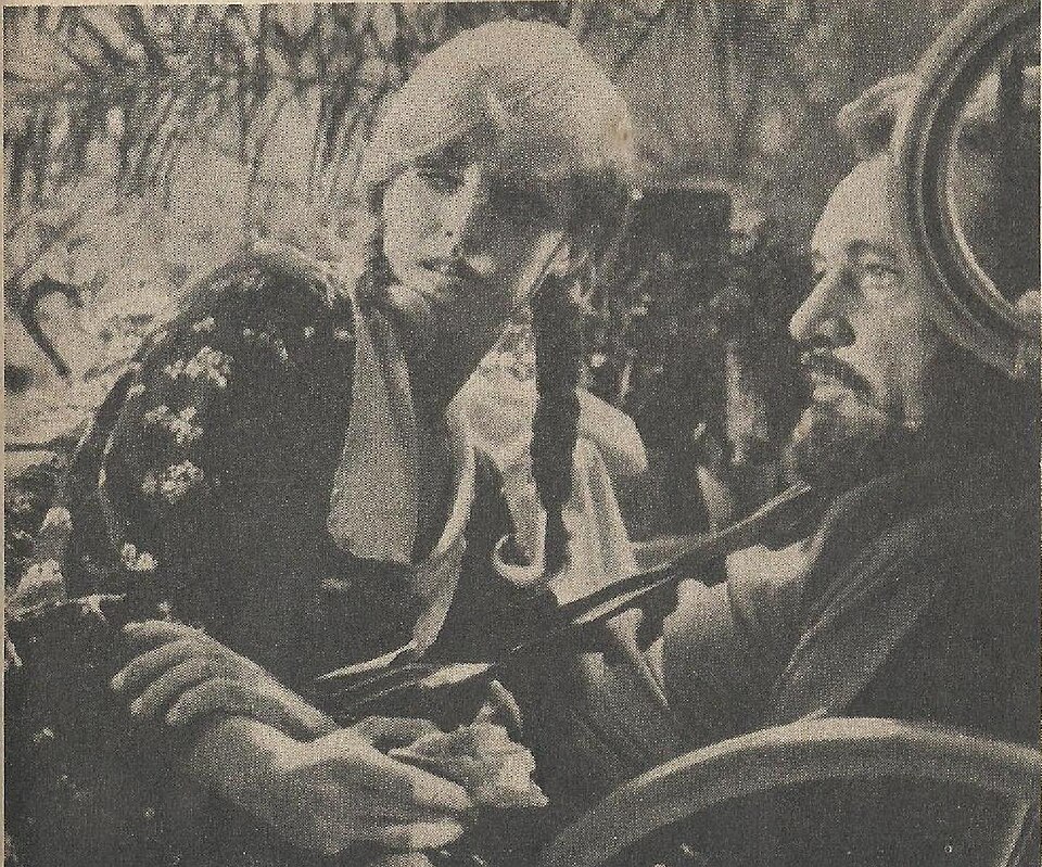 Nathalie Delon & Richard Burton Majalah Varianada Edisi 84 Tahun 1972