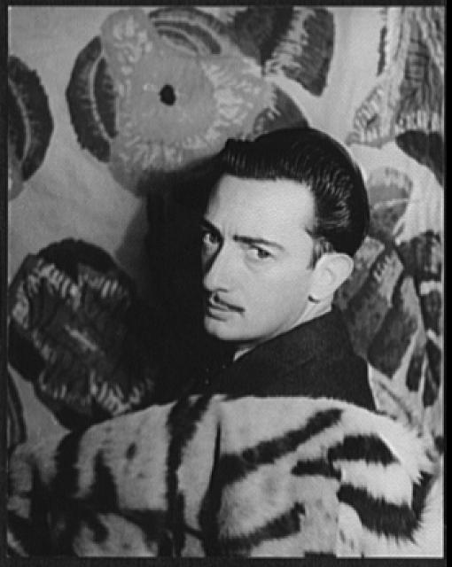 Portrait of Salvador Dali LCCN2004662765