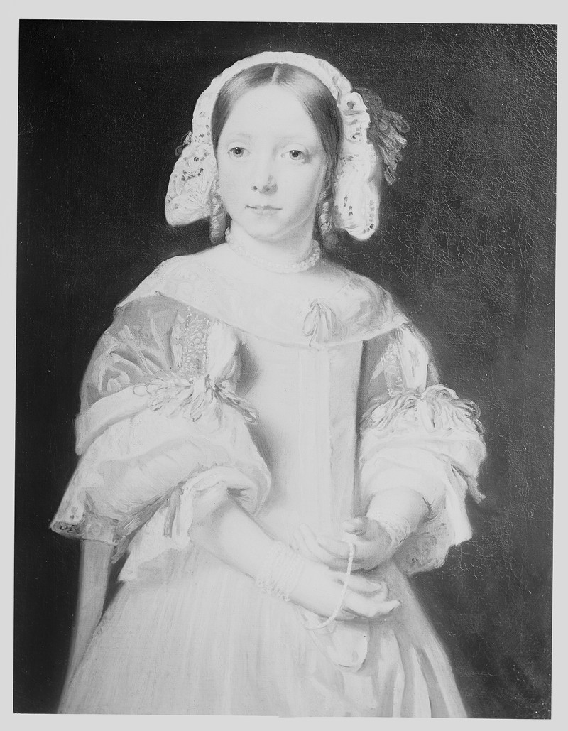Glass plate negative of Portrait of a Girl - DPLA - 3c450e675a97fccc361878bb27b1d559