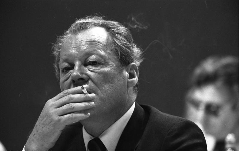 Bundesarchiv B 145 Bild-F048639-0008, Dortmund, SPD-Parteitag, Willy Brandt